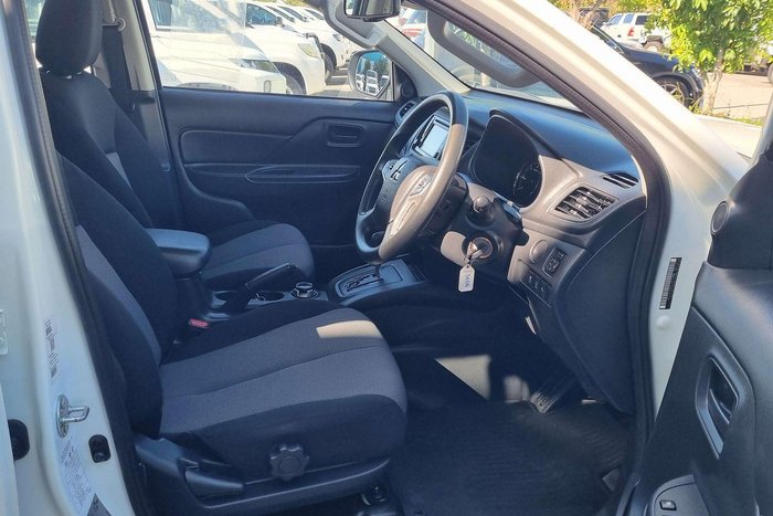 2022 Mitsubishi Triton GLX