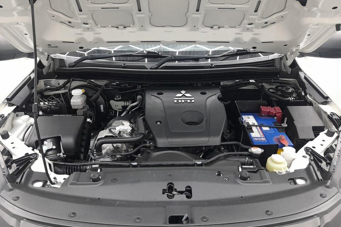 2021 Mitsubishi Triton GLX