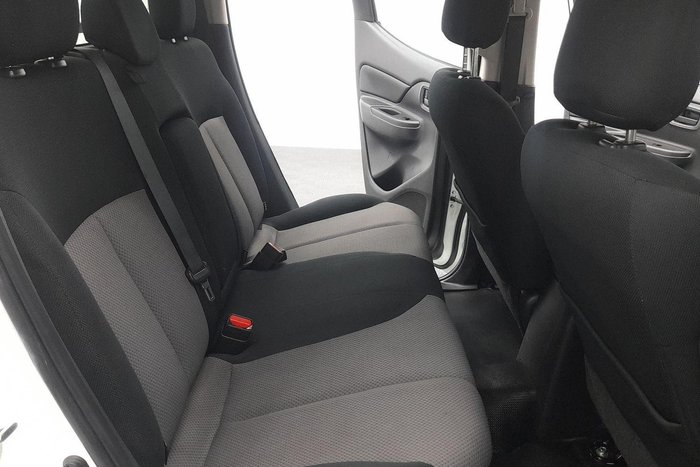 2021 Mitsubishi Triton GLX