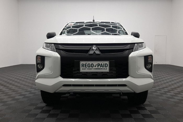 2021 Mitsubishi Triton GLX