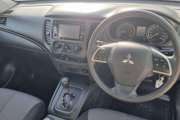 2020 Mitsubishi Triton GLX