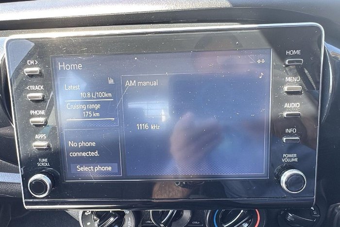 2021 Toyota Hilux SR