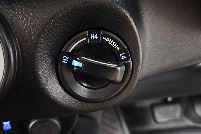 2021 Toyota Hilux SR