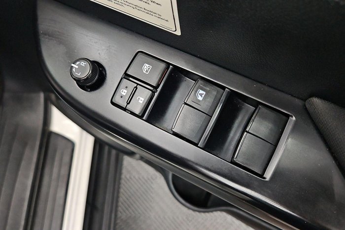 2021 Toyota Hilux SR