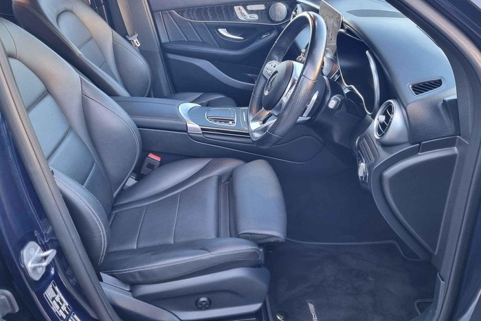 2021 Mercedes-Benz GLC-Class GLC300