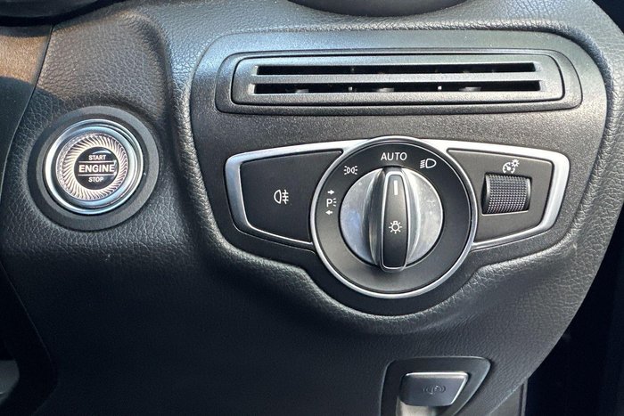 2021 Mercedes-Benz GLC-Class GLC300