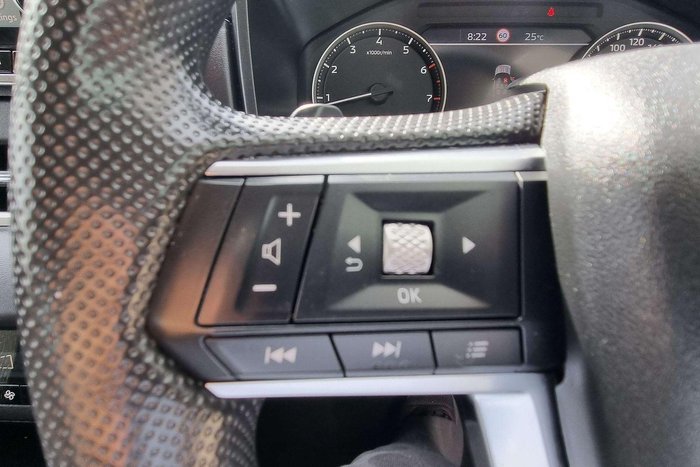 2024 Mitsubishi Outlander ES