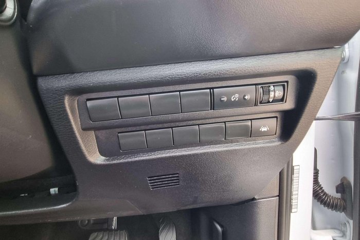 2024 Mitsubishi Outlander ES