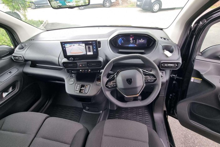 2024 Peugeot Partner Premium