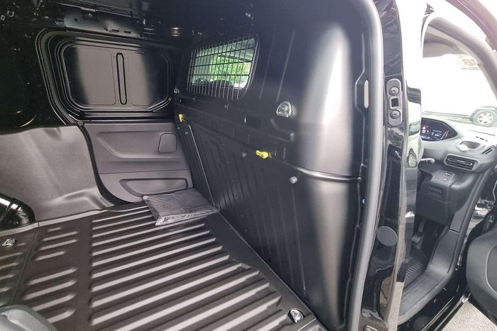 2024 Peugeot Partner Premium