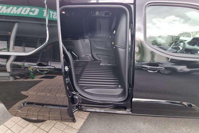 2024 Peugeot Partner Premium