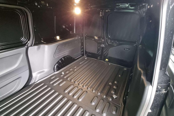 2024 Peugeot Partner Premium