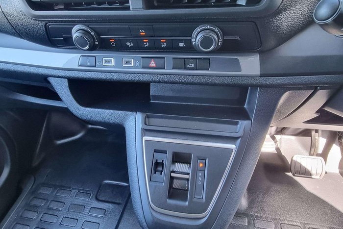 2025 Peugeot Expert Pro