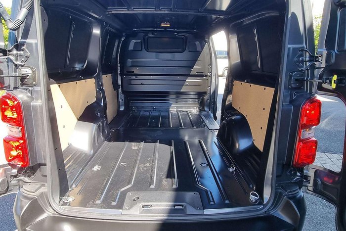 2025 Peugeot Expert Pro