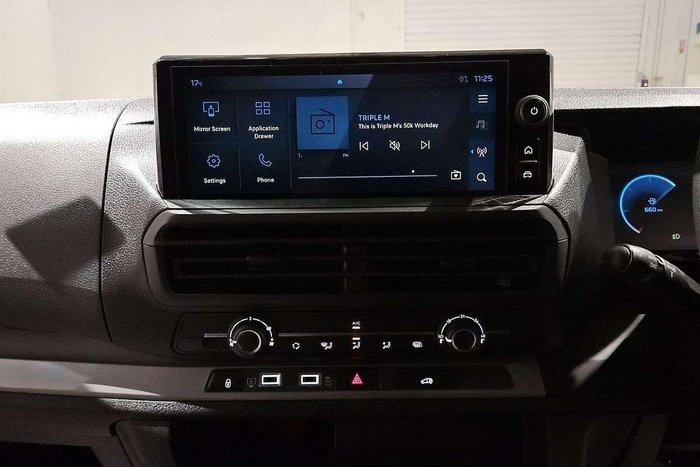 2025 Peugeot Expert Pro