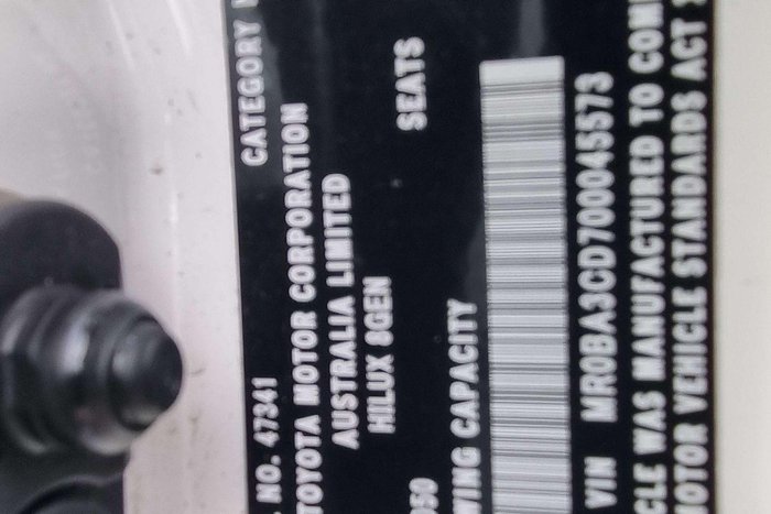 2021 Toyota Hilux SR5