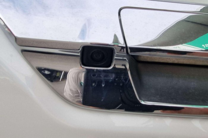 2021 Toyota Hilux SR5