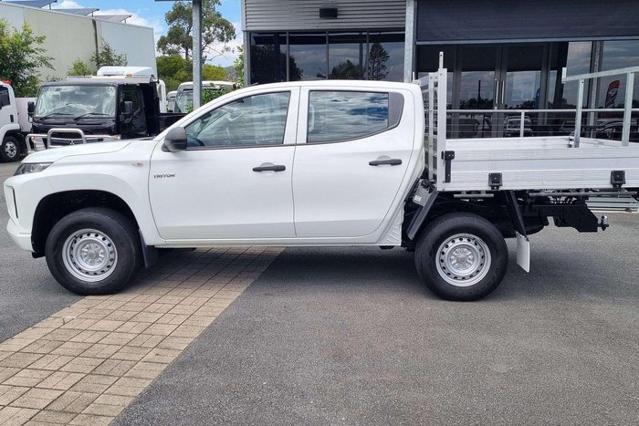 2022 Mitsubishi Triton GLX