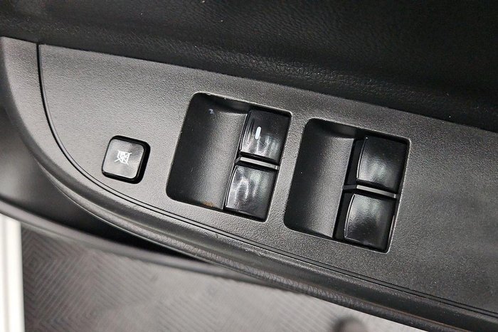 2022 Mitsubishi Triton GLX