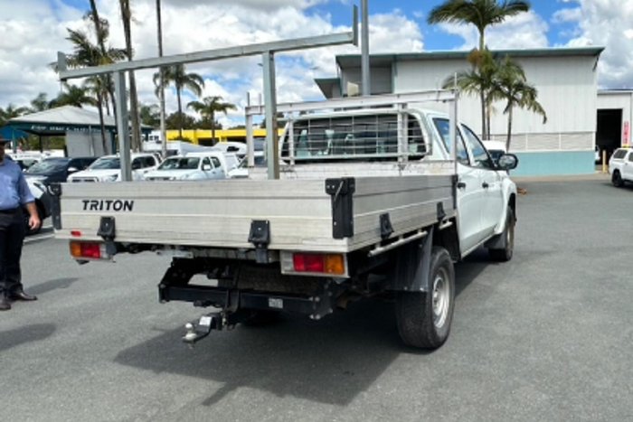 2022 Mitsubishi Triton GLX