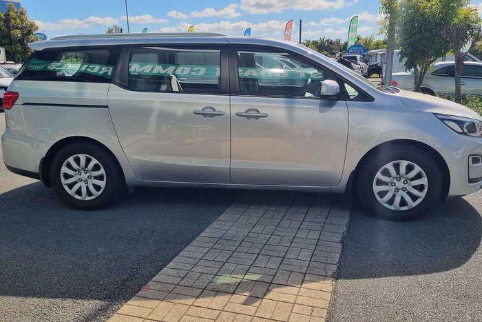 2020 Kia Carnival S