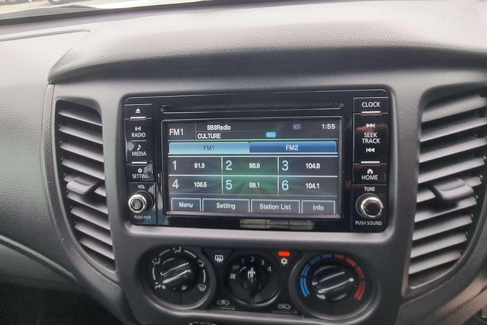 2022 Mitsubishi Triton GLX