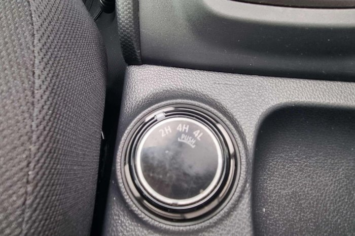 2022 Mitsubishi Triton GLX