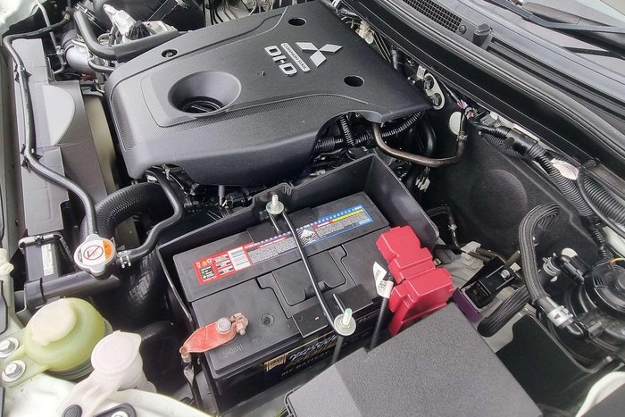 2022 Mitsubishi Triton GLX