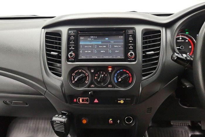 2022 Mitsubishi Triton GLX