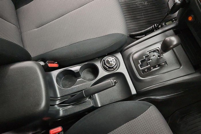 2022 Mitsubishi Triton GLX