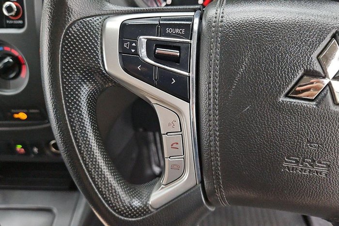 2022 Mitsubishi Triton GLX