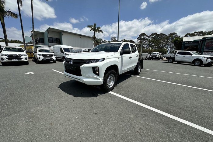 2022 Mitsubishi Triton GLX