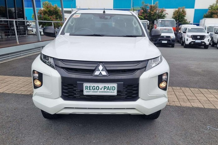 2022 Mitsubishi Triton GLX