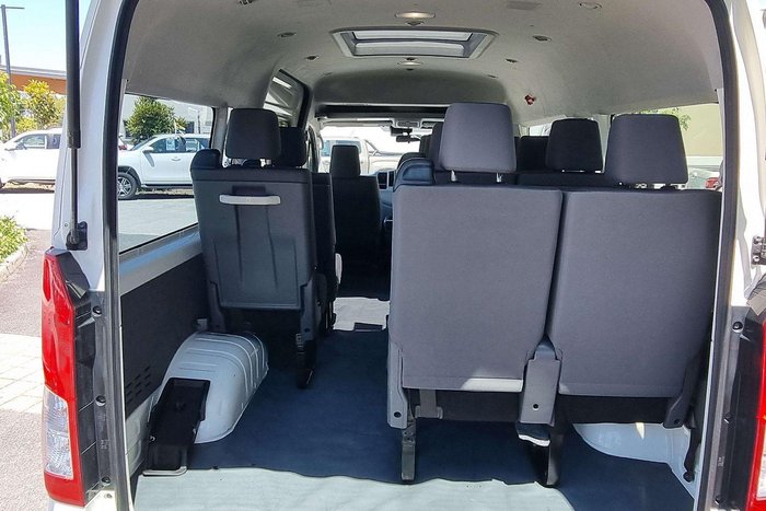 2021 Toyota Hiace Commuter