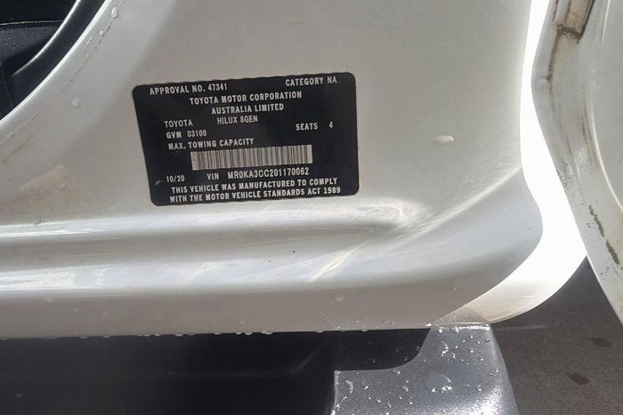 2020 Toyota Hilux SR