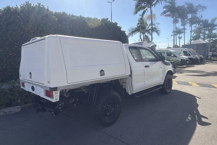 2020 Toyota Hilux SR