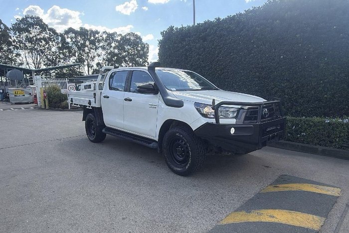 2022 Toyota Hilux SR