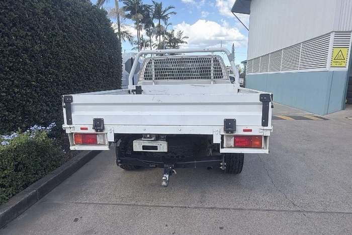 2022 Toyota Hilux SR