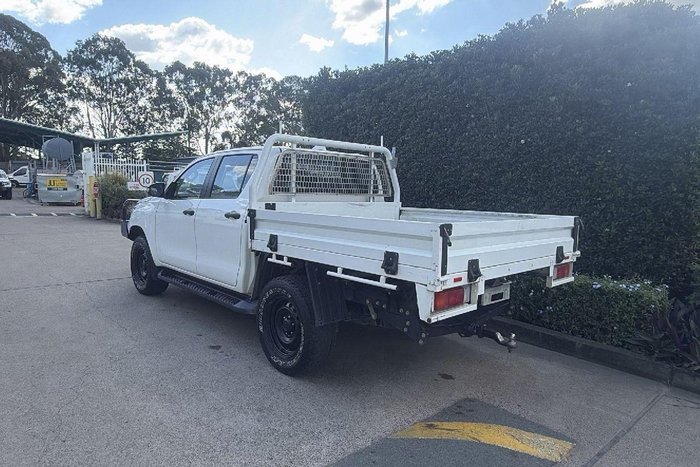 2022 Toyota Hilux SR