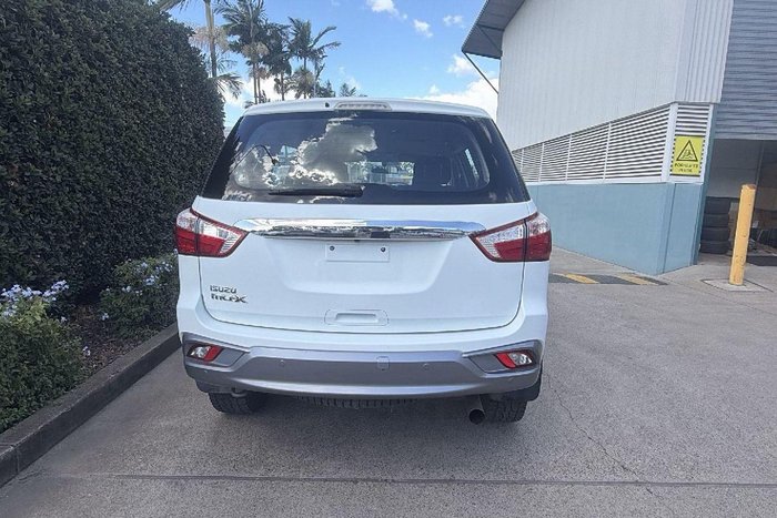 2020 Isuzu MU-X LS-M