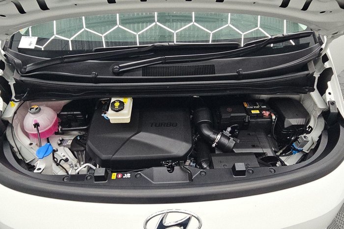 2023 Hyundai STARIA LOAD