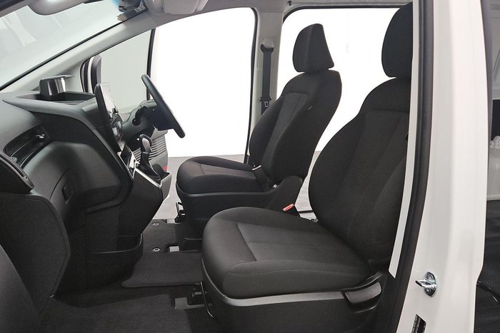 2023 Hyundai STARIA LOAD
