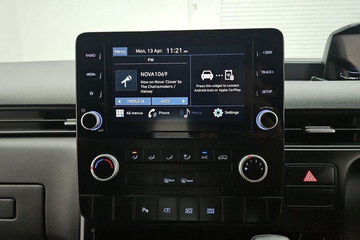 2023 Hyundai STARIA LOAD