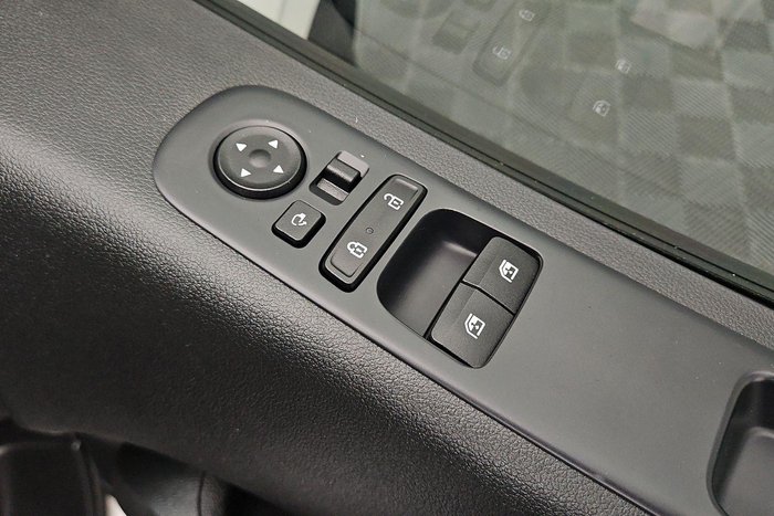 2023 Hyundai STARIA LOAD