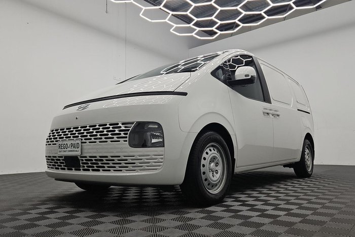 2023 Hyundai STARIA LOAD