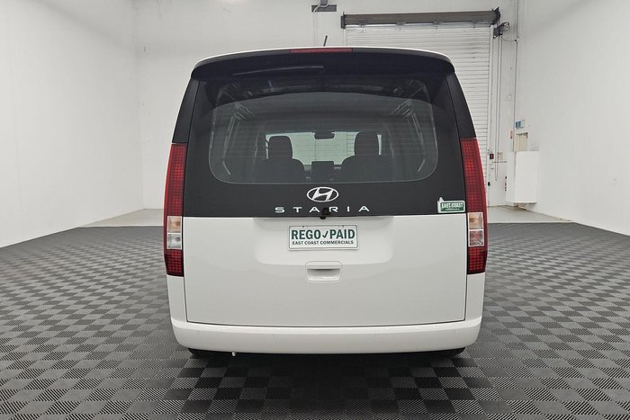 2023 Hyundai STARIA LOAD