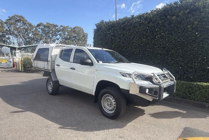 2021 Mitsubishi Triton GLX