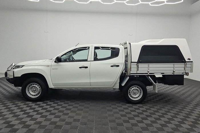 2021 Mitsubishi Triton GLX