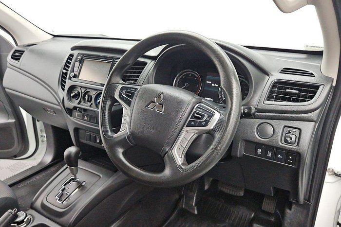 2021 Mitsubishi Triton GLX