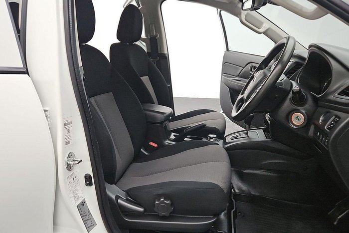 2021 Mitsubishi Triton GLX